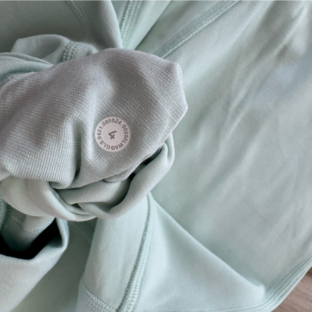 Lululemon Delicate Mint Leggings - Picture 2 of 4